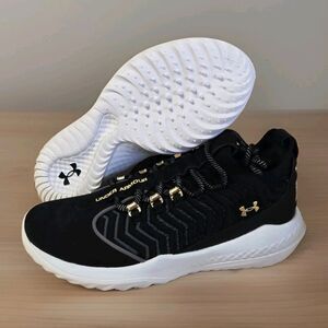 Size 10.5 Under Armour UA Harper 9 Turf Basketball Shoes Black 3027443-001 Men’s